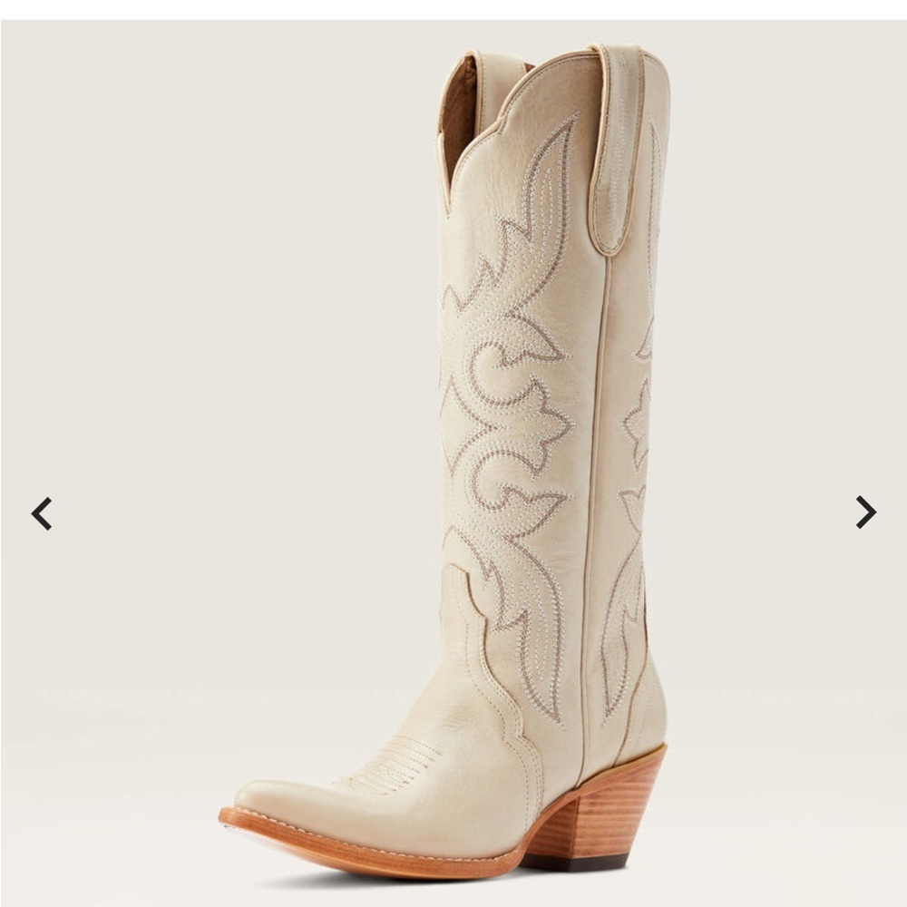 Ariat Women's Cream Western Boots